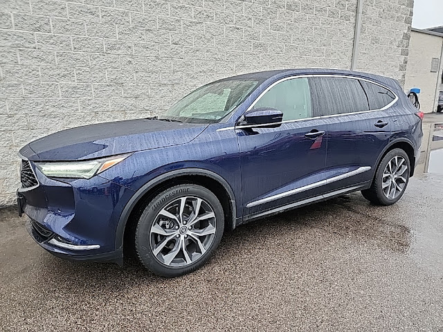 2022 Acura MDX w/Technology Package