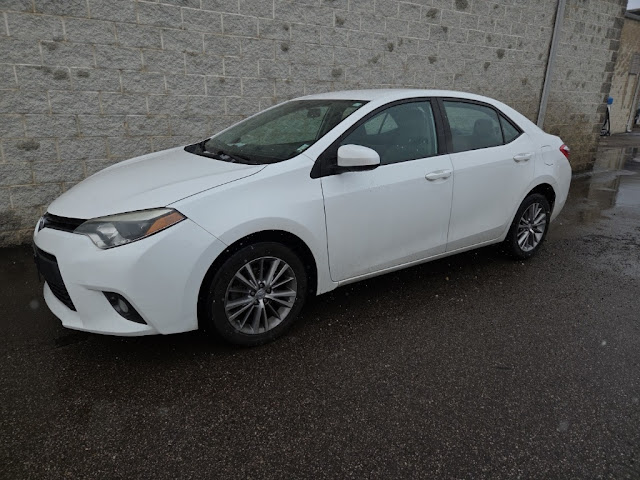 2015 Toyota Corolla LE