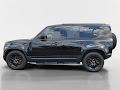 2020 Land Rover Defender 110 SE