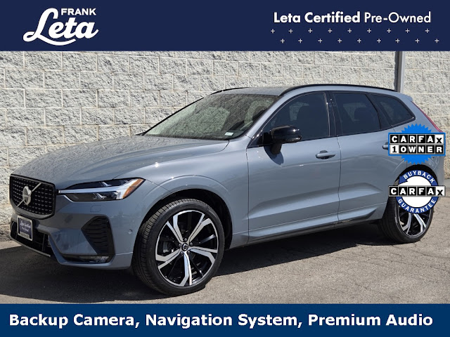 2023 Volvo XC60 B5 Ultimate Dark Theme