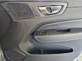 2023 Volvo XC60 B5 Ultimate Dark Theme