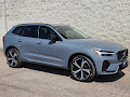 2023 Volvo XC60 B5 Ultimate Dark Theme