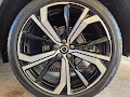 2023 Volvo XC60 B5 Ultimate Dark Theme