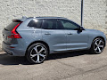2023 Volvo XC60 B5 Ultimate Dark Theme