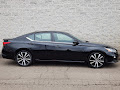 2022 Nissan Altima 2.0 SR