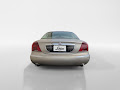 2002 Lincoln Continental Base