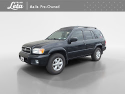 2002 Nissan Pathfinder SE