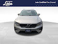 2023 Volvo XC40 B5 Plus Bright Theme