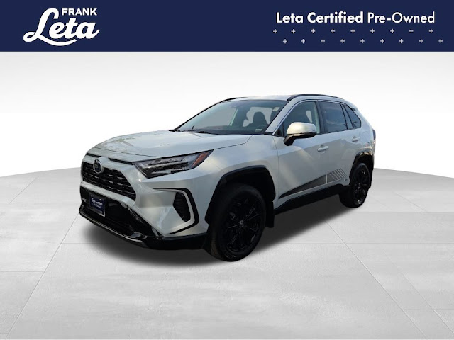 2022 Toyota RAV4 Hybrid SE