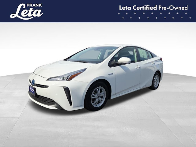 2022 Toyota Prius LE