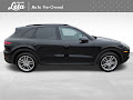 2022 Porsche Cayenne Base