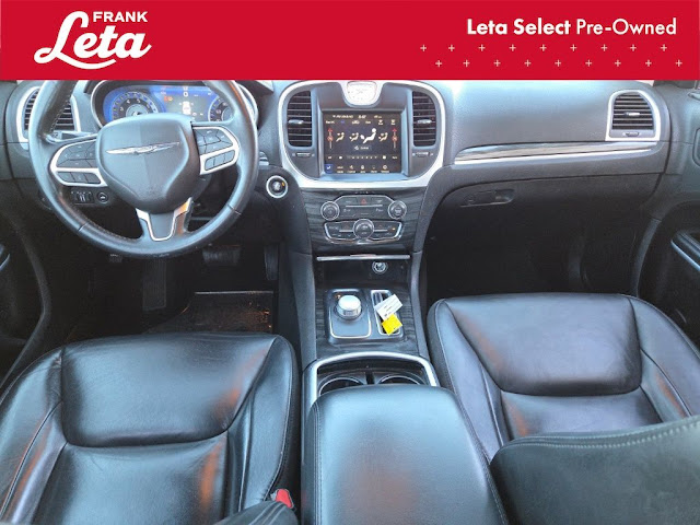 2022 Chrysler 300 Touring