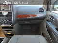 2016 Chrysler Town & Country LX