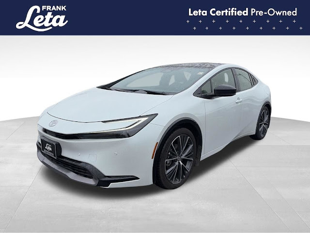 2025 Toyota Prius XLE