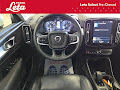 2022 Volvo XC40 Momentum