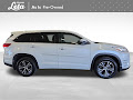 2017 Toyota Highlander LE Plus