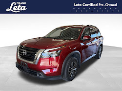 2024 Nissan Pathfinder SV